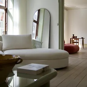 Langhoff & Juul Hotel