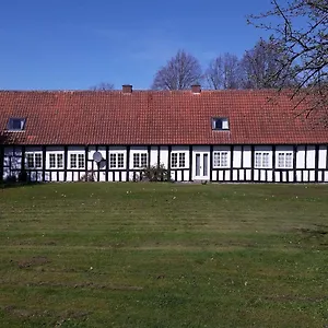 Tarskov Molle Anna's & Holidayapartments Hotel